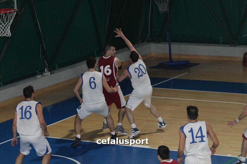 120304 sport 432_tn.jpg